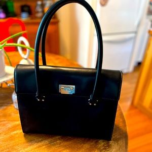 Impeccable Kate Spade satchel $195